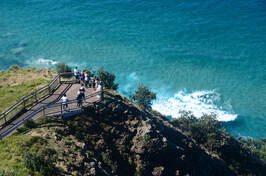 LIGHTHOUSE BYRON BAY LOOKOUT